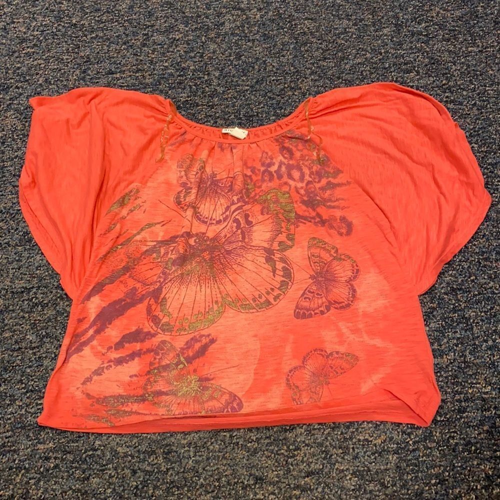 Tru Self Butterfly Top sz. L